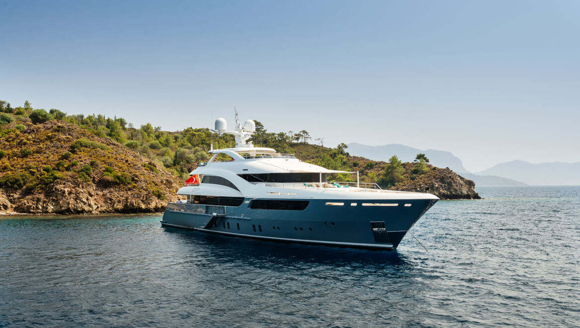 Hatteras Luxury Yacht